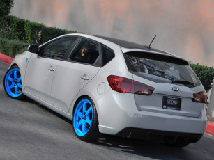 обоя kia forte hat trick concept-2011, автомобили, kia, concept, -2011, forte, hat, trick