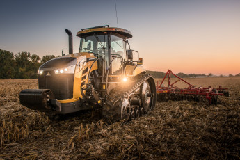 Картинка техника тракторы+на+гусенецах challenger