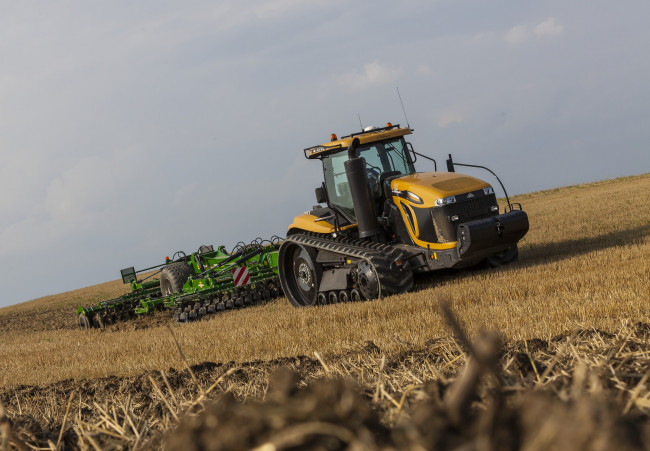 Обои картинки фото техника, тракторы на гусенецах, challenger