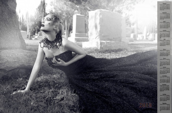 Картинка календари девушки памятник кладбище 2018