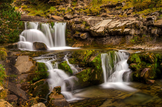 Обои картинки фото природа, водопады, река, лес, водопад