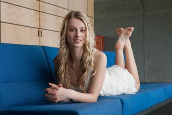 Картинка carisha+maja девушки playboy взгляд поза блондинка красотка модель девушка carisha maja