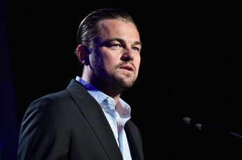 Картинка мужчины leonardo+dicaprio костюм актер