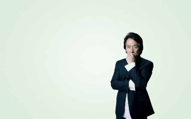 Обои картинки фото мужчины, jackie chan, костюм, актер