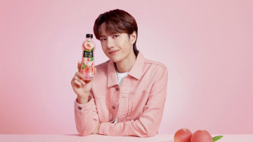 Картинка мужчины wang+yi+bo ван ибо wang yi bo сяо чжань xiao zhan