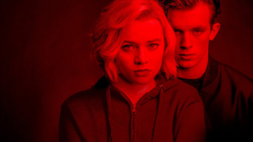 Картинка je+suis+karl+ +2021+ кино+фильмы -unknown+ другое триллер драма мелодрама я карл постер luna wedler je suis karl