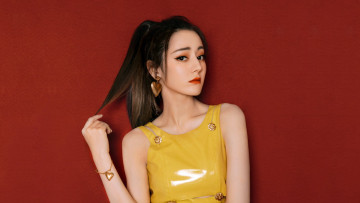 Картинка девушки dilraba+dilmurat портрет