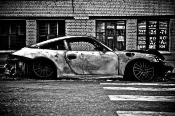 Картинка автомобили porsche пожар порше 911 fire