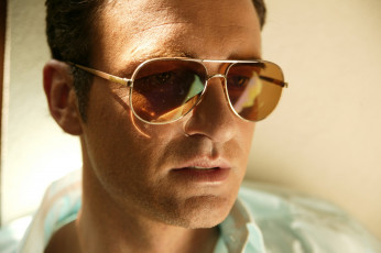 Картинка nip tuck кино фильмы части тела очки julian mcmahon