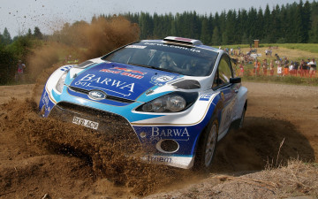 Картинка спорт автоспорт авто поворот люди занос капот ford rally wrc ралли передок