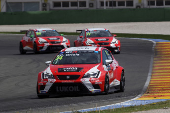 Картинка спорт автоспорт гонка cup seat leоn трасса 5f 2015г racer