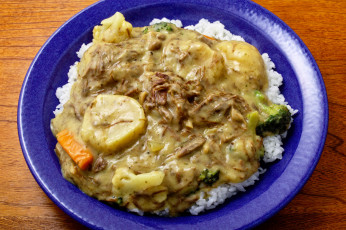 Картинка еда вторые+блюда рися мясо соус