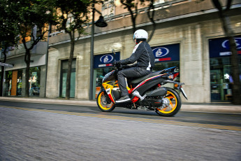 Картинка мотоциклы мотороллеры honda