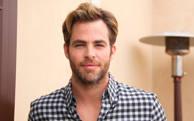 Обои картинки фото мужчины, chris pine, бородка, усы