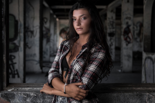 Обои картинки фото девушки, -unsort , брюнетки,  шатенки, лицо, взгляд