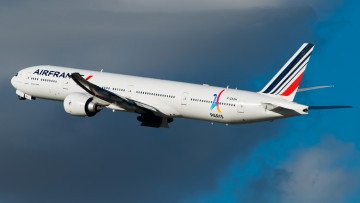 Картинка b777-328 авиация пассажирские+самолёты авиалайнер