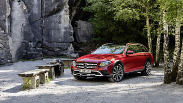 Картинка mercedes-benz+e-class+all-terrain+2017 автомобили mercedes-benz красный 2017 all-terrain e-class