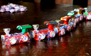 Картинка еда конфеты +шоколад +сладости паровозик конфетный