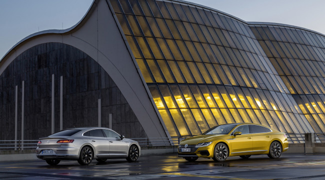 Обои картинки фото volkswagen arteon r- line and arteon elegance 2018, автомобили, volkswagen, r-line, 2018, elegance, arteon