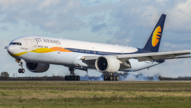 Обои картинки фото b777-35r, авиация, пассажирские самолёты, авиалайнер