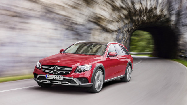 Обои картинки фото mercedes-benz e-class all-terrain 2017, автомобили, mercedes-benz, e-class, красный, 2017, all-terrain