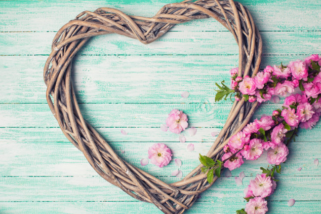 Обои картинки фото праздничные, день святого валентина,  сердечки,  любовь, плетеное, сердечко