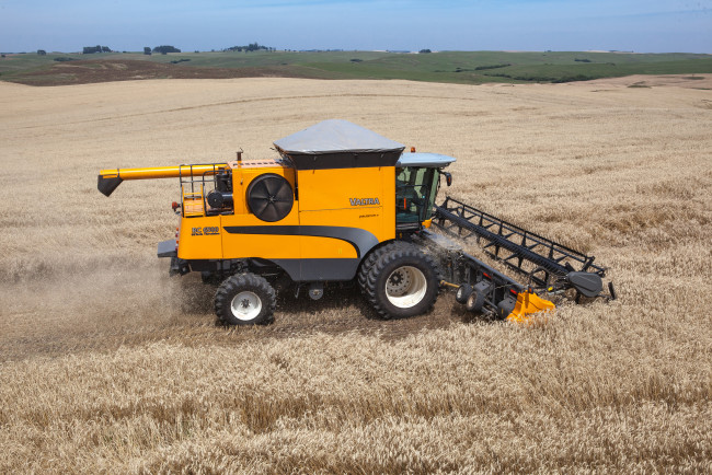 Обои картинки фото техника, комбайны, valtra