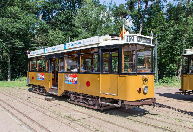 Обои картинки фото техника, трамваи, трамвай, рельсы