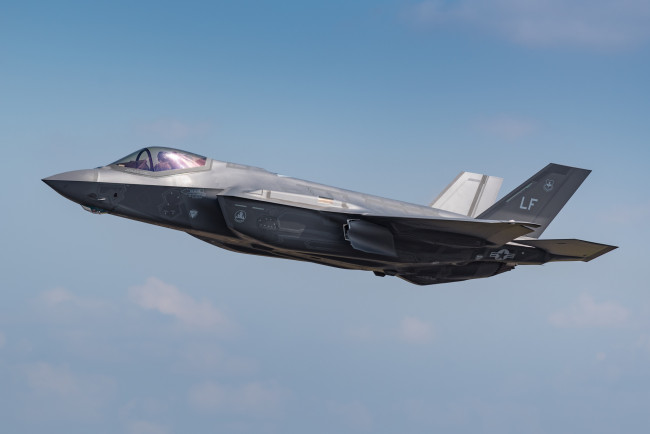 Обои картинки фото авиация, боевые самолёты, ввс