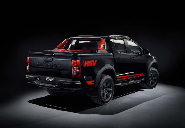 Обои картинки фото автомобили, holden, hsv