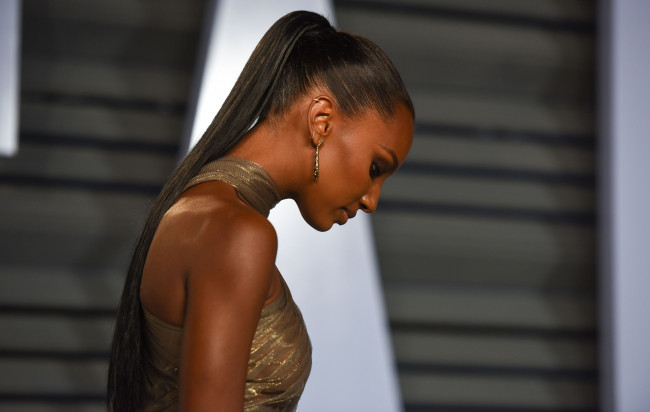 Обои картинки фото jasmine tookes, девушки, чернокожая, актриса, поза, причёска, темнокожая, мулатка, красотка, модель, девушка, взгляд, макияж, брюнетка, jasmine, tookes