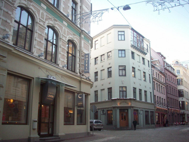 Обои картинки фото старая, рига, улица, аудею, города, латвия