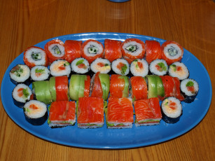 Картинка еда рыба морепродукты суши роллы японская кухня