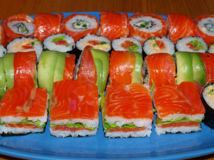 Картинка еда рыба морепродукты суши роллы японская кухня