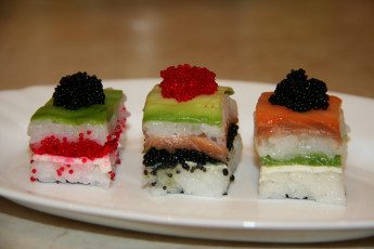 Картинка еда рыба морепродукты суши роллы японская кухня