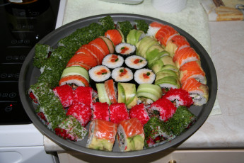 Картинка еда рыба морепродукты суши роллы японская кухня