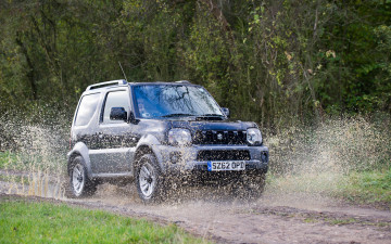 Картинка автомобили suzuki