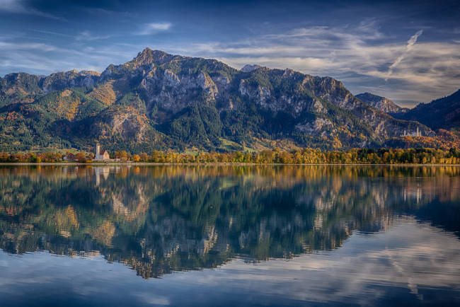 Обои картинки фото lake forggensee,  bavaria,  germany, природа, реки, озера, отражение, горы, замок, нойшванштайн, альпы, германия, бавария, озеро, форггензе, neuschwanstein, castle, alps, germany, bavaria, lake, forggensee