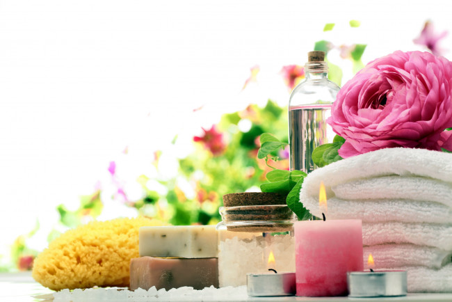 Обои картинки фото разное, свечи, полотенца, мыло