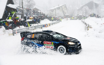 Картинка спорт автоспорт поворот занос 6 форд снегопад снег зима rally wrc fiesta ford люди авто гонка