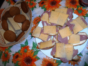 Картинка еда бутерброды +гамбургеры +канапе хлеб колбаса печенье вафли сыр