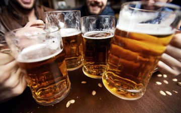 Картинка еда напитки +пиво пена бокалы пиво