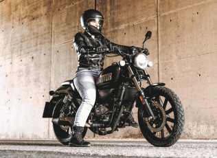 Картинка мотоциклы qj+motor qj motor