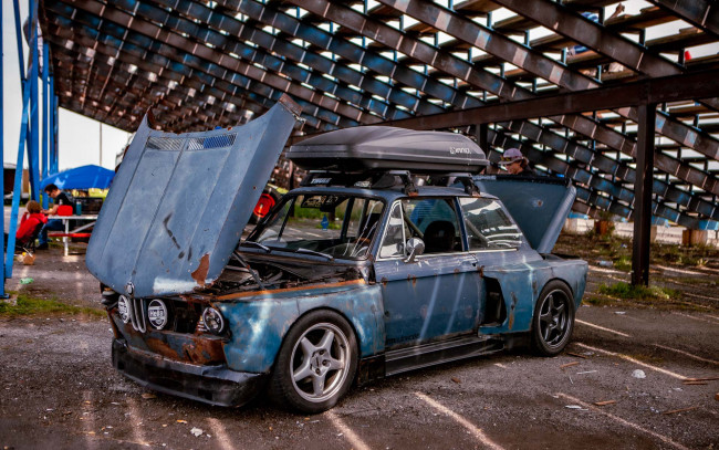 Обои картинки фото автомобили, выставки и уличные фото, bmw