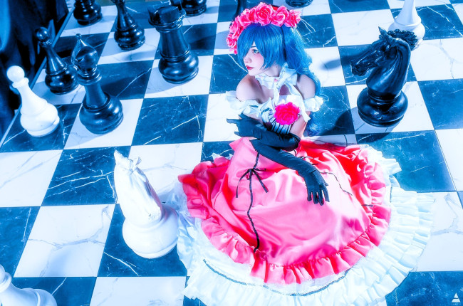 Обои картинки фото девушки, tenletters, образ, наряд, клетки, шахматы, фигуры