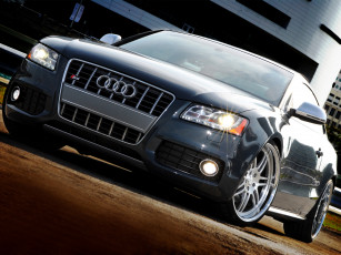 Картинка автомобили audi