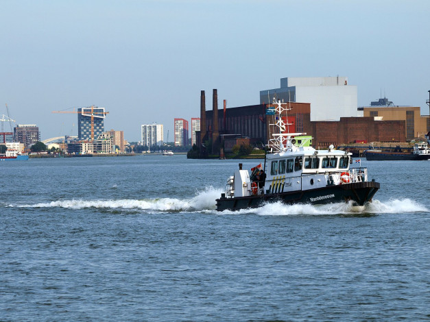 Обои картинки фото корабли, баркасы, буксиры