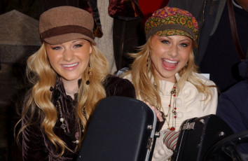 Картинка aly and aj музыка сша поп 78violet поп-рок