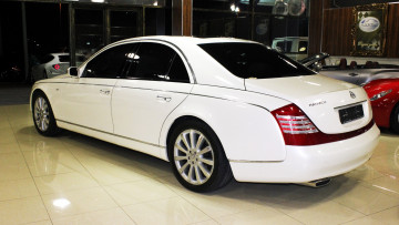 Картинка maybach автомобили выставки уличные фото daimler ag германия класс-люкс