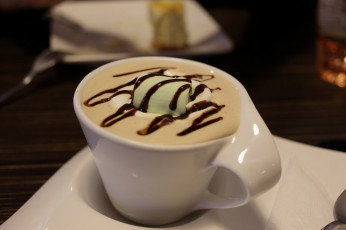 Картинка еда кофе +кофейные+зёрна зефир латте